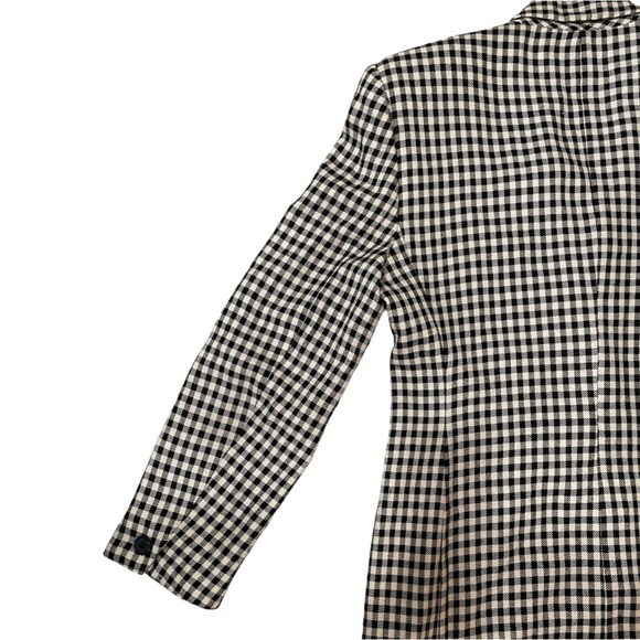Timeless Elegance: Authentic Christian Dior Houndstooth Blazer – Size 8 - Picture 7 of 8
